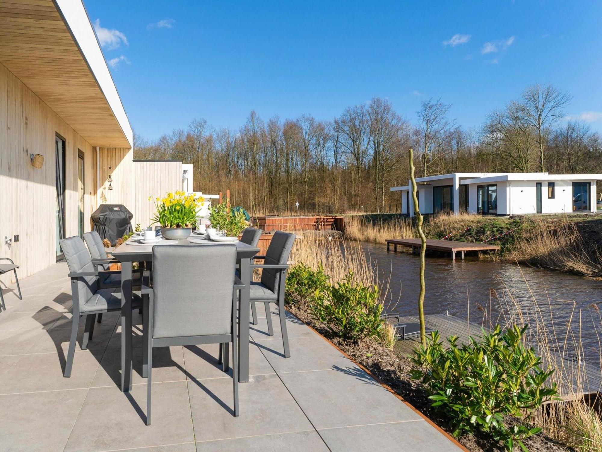 Family Villa With Garden And Jetty Zeewolde Extérieur photo